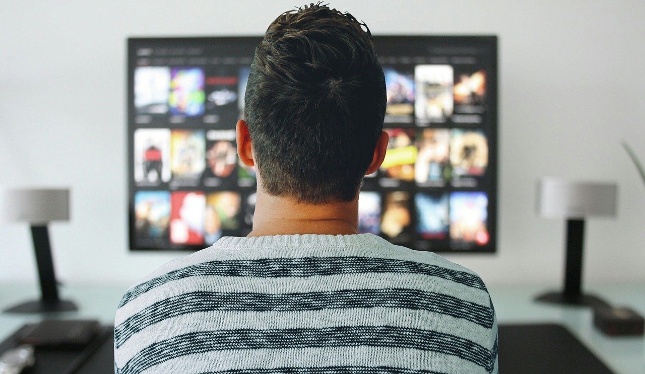 Jak wybrać idealny telewizor do domu?